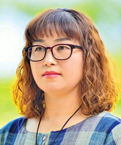 어머니의 쑥 밭 
